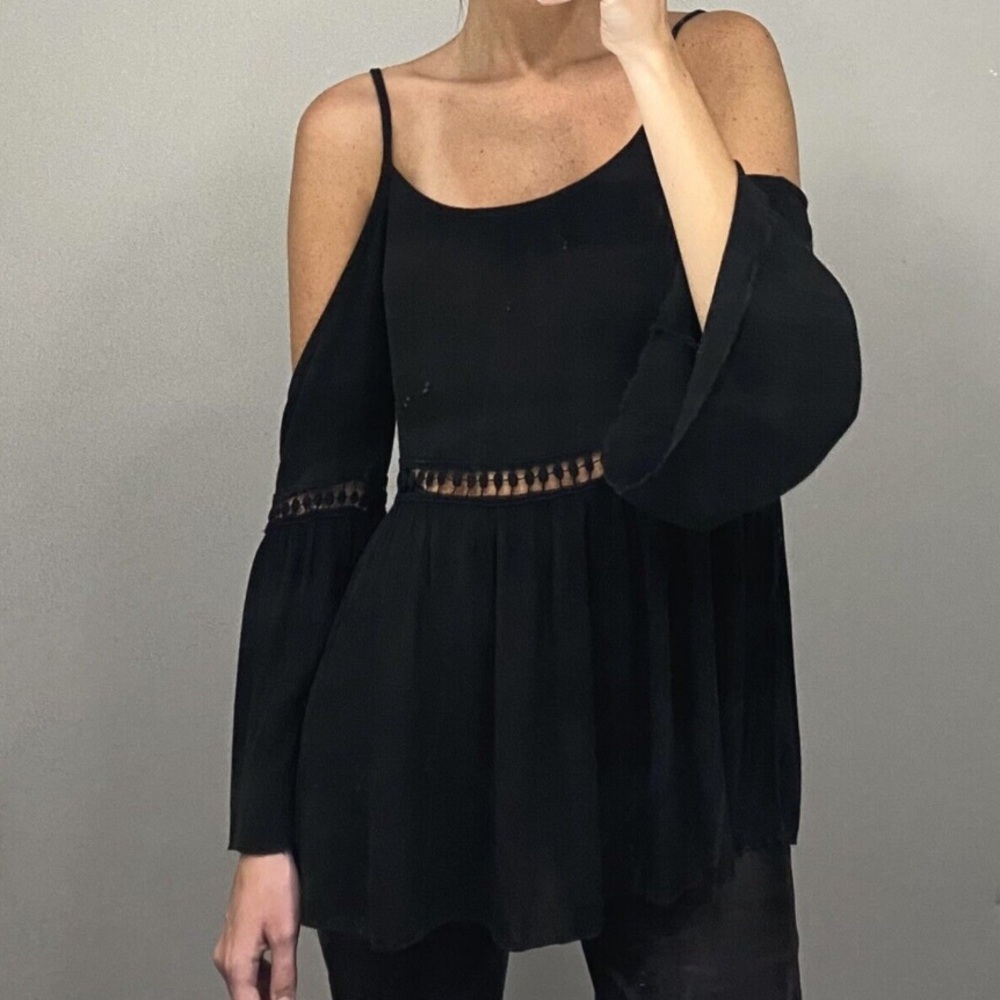 Runway Story | Crochet Eyelet Cold Shoulder Blouse Black Ruched Bell Sleeve - Picture 6 of 9
